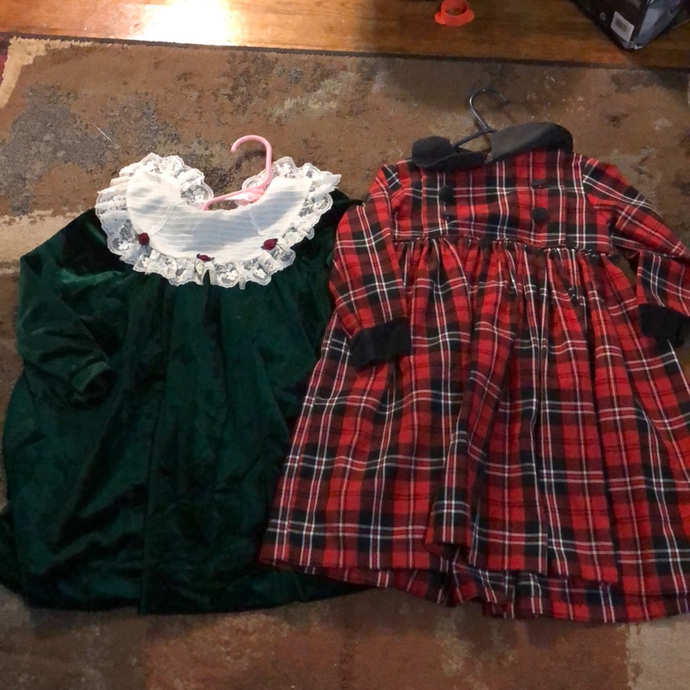 Lot of 2 Christmas dresses both fit like 2t girls
